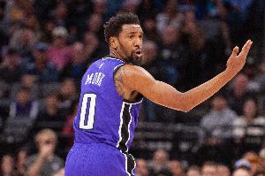 开云体育APP-蒙克14中2！国王主帅：他肯定会找回手感的 我对此毫不怀疑