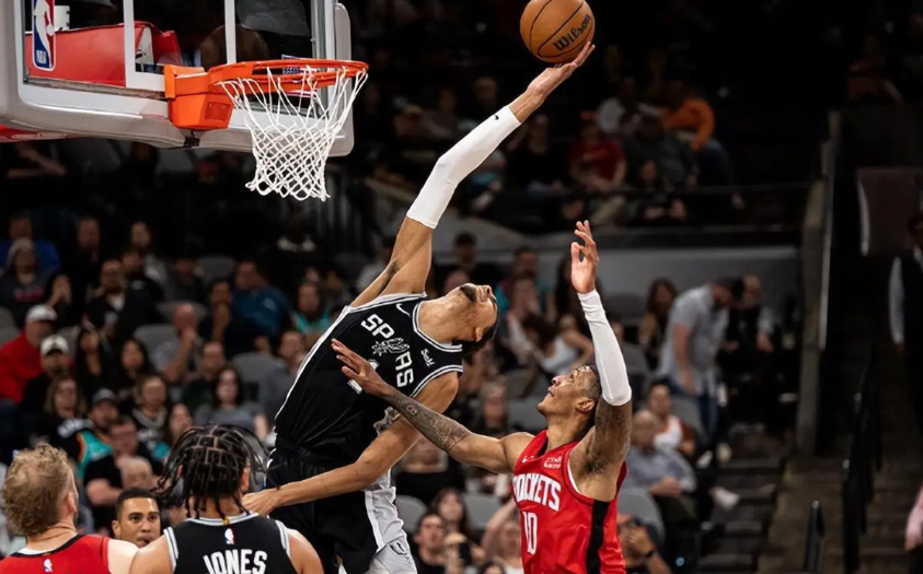 kaiyun-赛季报销！火箭旧将突遭血栓噩梦，超级新星才21岁啊，可惜了…